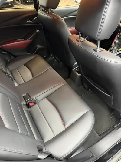 Mazda CX-3 2.0 Revolution AWD — SUV compact polyvalent, entretien récent et équipé — Miniature 11
