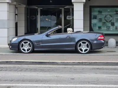 Mercedes-Benz SL 350 — Cabriolet sportif V6 essence, transmission 7G-Tronic — Innenraum