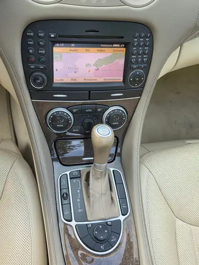 Mercedes-Benz SL 350 — Cabriolet sportif V6 essence, transmission 7G-Tronic — Miniatur 13