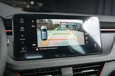 Skoda Scala 1.5 TSI Monte Carlo — Berline dynamique, quasi-neuve et bien équipée — Miniature 19