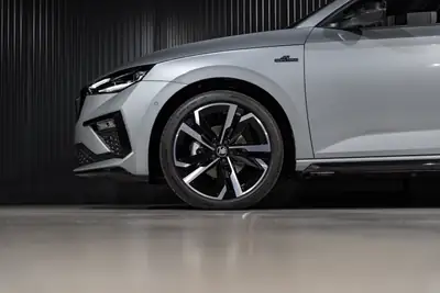 Skoda Scala 1.5 TSI Monte Carlo — Berline dynamique, quasi-neuve et bien équipée — Miniature 26