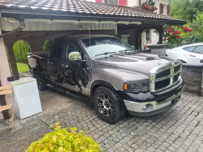 Dodge Ram 1500 2002 — Pickup légendaire, sans sinistre, boîte automatique — exterior view