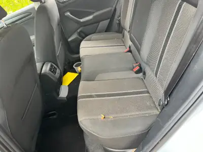 VW T-ROC 1.0 TSI Advance — SUV urbain agile, 90'000 km, sans sinistre — interior