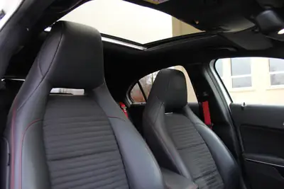 Mercedes-Benz A 250 Sport 4Matic — Berline compacte dynamique, entretien récent et faible kilométrage — Miniature 14