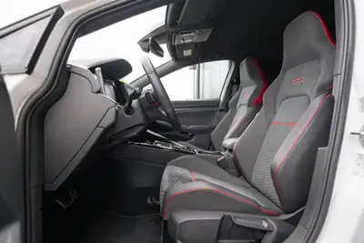 VW Golf 2.0 TSI GTI Clubsport DSG — Performance 301 ch, boîte auto, seulement 20'750 km — Miniature 16