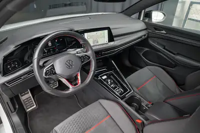 VW Golf 2.0 TSI GTI Clubsport DSG — Performance 301 ch, boîte auto, seulement 20'750 km — Miniature 19