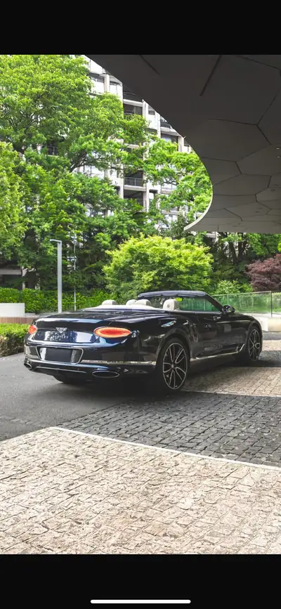 Bentley Continental 6.0 W12 — Cabriolet de prestige, 48 000 km, sans sinistre — side view