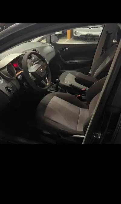 Volvo XC90 — SUV premium 7 places, motorisation essence fiable 2009 — intérieur