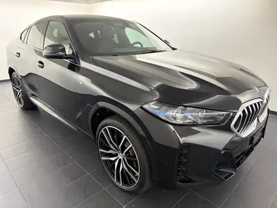 BMW X6 xDrive 48V 30d M Sport — SUV coupé diesel hybride, première main avec garantie constructeur — intérieur