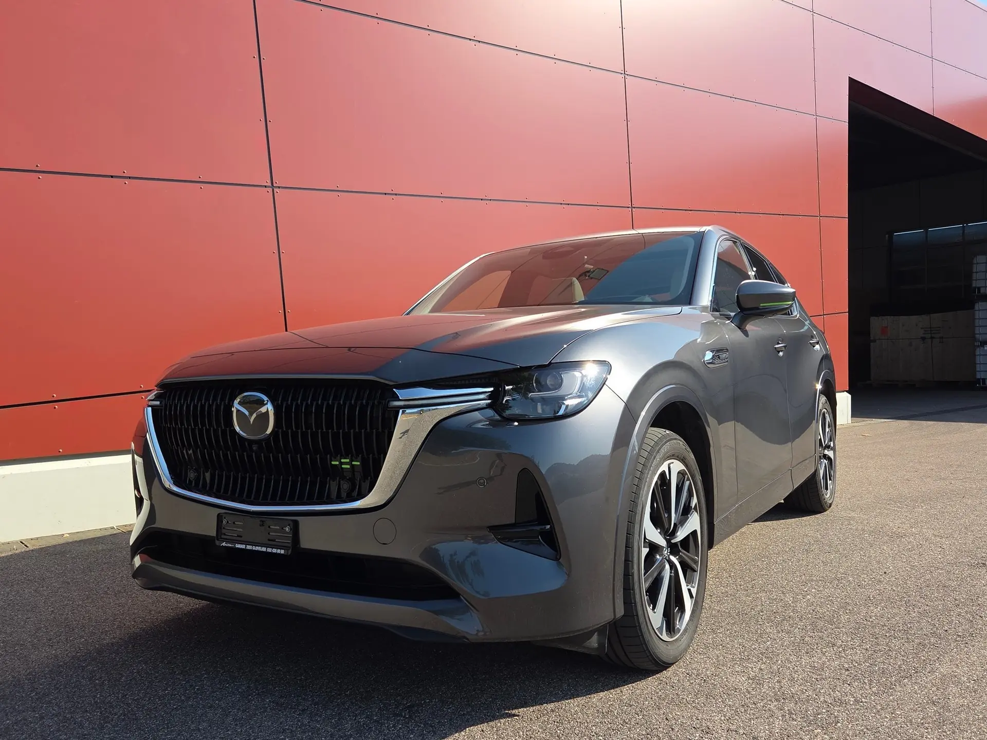 Mazda CX-60 2.5 PHEV Takumi — SUV hybride rechargeable, 51 000 km seulement — Außenansicht