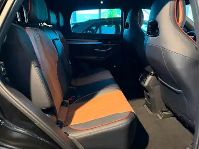 BYD Seal U DM-i Design AWD — SUV coupé hybride rechargeable, 100 km seulement — Miniature 10