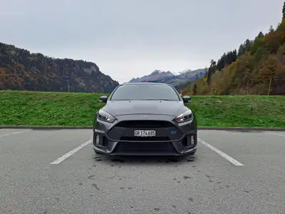 Ford Focus 2.3 EcoBoost RS — 350 ch, performance et sportivité garanties — Armaturenbrett