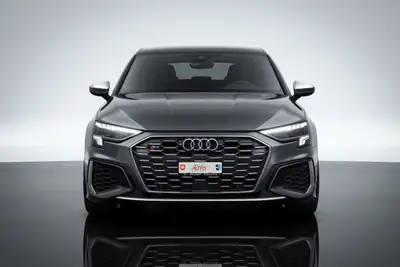 Audi S3 Limousine 2.0 TFSI Quattro — Berline sportive 311 ch, 43 000 km seulement — Miniature 7