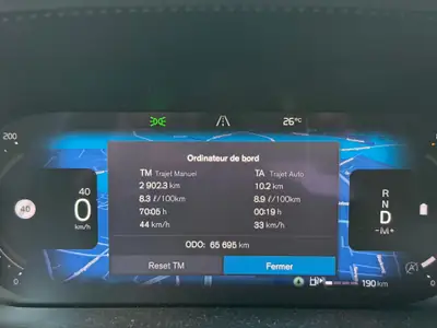 Volvo XC60 B5 MH Ultimate Dark AWD — Hybride mild, traction intégrale, 65 000 km — detail
