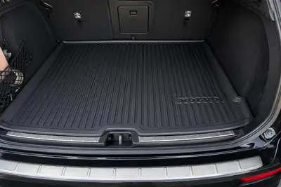 Volvo XC60 B5 MH Ultimate Dark AWD — Hybride mild, traction intégrale, 65 000 km — Thumbnail 8