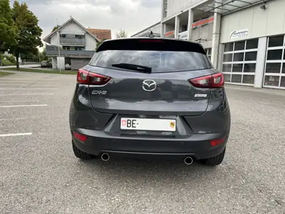 Mazda CX-3 2.0 SKYACTIV-G — Compact SUV fiable, moteur économe et fraîchement révisé — intérieur