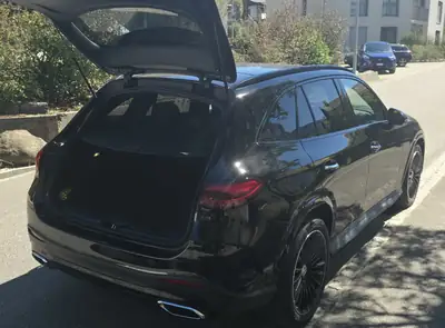 Mercedes-Benz GLC 220 d AMG Line 4Matic — SUV diesel hybride, 60 000 km, sans sinistre — Thumbnail 8