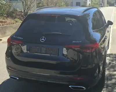 Mercedes-Benz GLC 220 d AMG Line 4Matic — SUV diesel hybride, 60 000 km, sans sinistre — Thumbnail 9