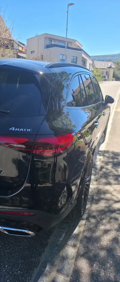 Mercedes-Benz GLC 220 d AMG Line 4Matic — SUV diesel hybride, 60 000 km, sans sinistre — Thumbnail 16