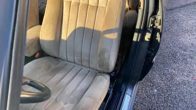 LANCIA Thema 8.32 Ferrari — Berline de prestige à motorisation V8 exceptionnelle — Thumbnail 9