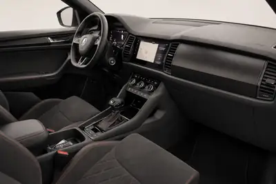 Skoda Kodiaq 2.0 Bi-TDI RS 4x4 — 7 places, motorisation performante et consommation maîtrisée — Miniature 13