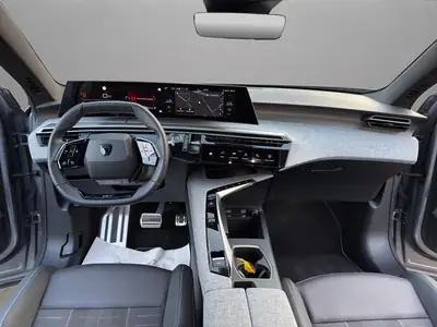 Peugeot 5008 145 Hybrid e-DCS6 GT — SUV 7 places écologique et spacieux — Miniature 14