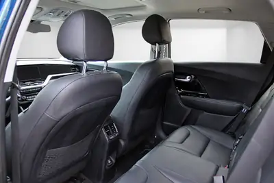 Kia Niro 1.6 GDi Hybrid Style — SUV écologique avec transmission DCT et faible kilométrage — Miniature 10