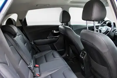 Kia Niro 1.6 GDi Hybrid Style — SUV écologique avec transmission DCT et faible kilométrage — Miniature 12