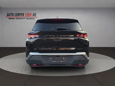 Peugeot 5008 145 Hybrid e-DCS6 GT — SUV 7 places écologique et spacieux — tableau de bord