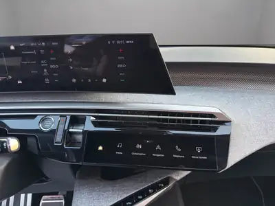 Peugeot 5008 145 Hybrid e-DCS6 GT — SUV 7 places écologique et spacieux — Miniature 16