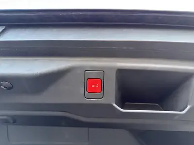 Peugeot 5008 145 Hybrid e-DCS6 GT — SUV 7 places écologique et spacieux — Miniature 24