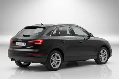 Audi Q3 2.0 TDI Quattro S-tronic — SUV compact fiable, 98'000 km, traction intégrale — tableau de bord