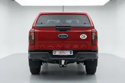 Ford Ranger Wildtrak 2.0 EcoBlue — Pick-up 4x4 automatique, quasi neuf avec garantie — intérieur