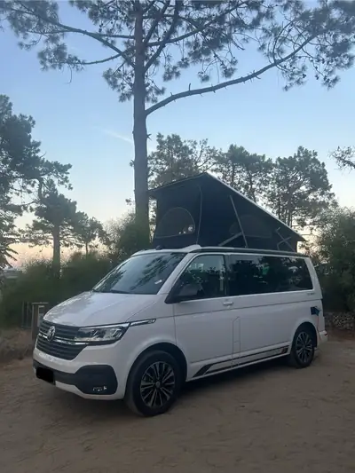 VW T6.1 Ocean Edition Liberty DSG 4Motion — Camping-car premium 204 PS, 4×4 intégral, état impeccable — side view