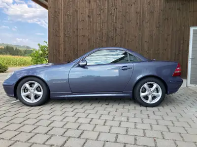Mercedes-Benz SLK 230 Kompressor — Roadster sportif 2000, 197 ch et seulement 64 700 km — rear view