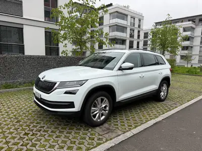 Skoda Kodiaq 2.0 TSI Style DSG — SUV 7 places robuste et économe, 125'000 km — vue extérieure