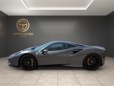 Ferrari F8 Tributo 2020 — Supercar italienne 720 ch, état exceptionnel, faibles kilomètres — détail