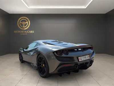 Ferrari F8 Tributo 2020 — Supercar italienne 720 ch, état exceptionnel, faibles kilomètres — Miniature 7