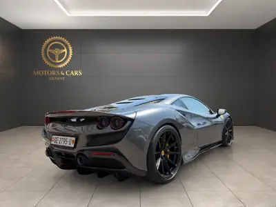 Ferrari F8 Tributo 2020 — Supercar italienne 720 ch, état exceptionnel, faibles kilomètres — Miniature 8