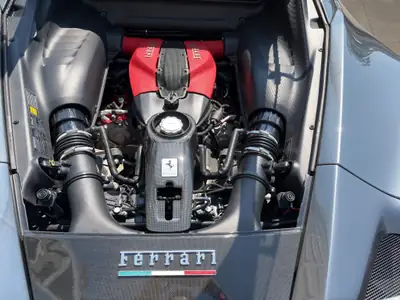 Ferrari F8 Tributo 2020 — Supercar italienne 720 ch, état exceptionnel, faibles kilomètres — Miniature 15