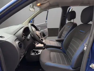 Dacia Lodgy TCE 130 Stepway 7 places — Monospace familial spacieux, pratique et économe — Miniature 9