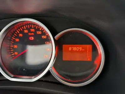 Dacia Lodgy TCE 130 Stepway 7 places — Monospace familial spacieux, pratique et économe — Miniature 11