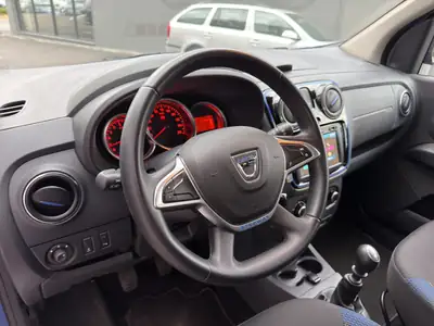 Dacia Lodgy TCE 130 Stepway 7 places — Monospace familial spacieux, pratique et économe — Miniature 24