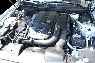 Mercedes-Benz SLK 200 BlueEfficiency — Cabriolet sportif, 34 600 km seulement — detail