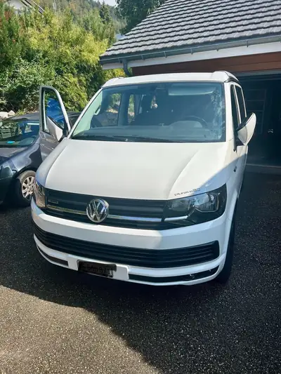 VW T6 California Beach 2.0 TDI 150 — Camping-car compact, sans sinistre — side view