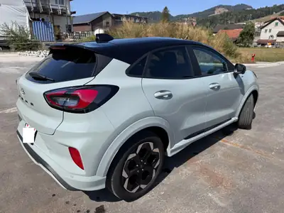 Ford Puma 1.0 EcoBoost Hybrid 125 ST-Line — SUV urbain écologique, état impeccable 2024 — detail