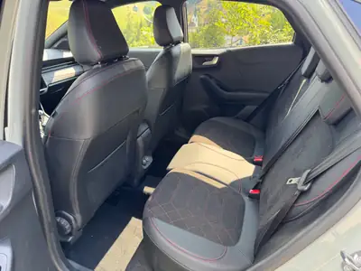 Ford Puma 1.0 EcoBoost Hybrid 125 ST-Line — SUV urbain écologique, état impeccable 2024 — Thumbnail 18