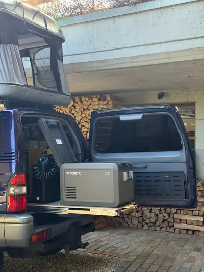 Toyota Land Cruiser 3.4 V6 VX — Légende Overlander 4x4, 155'000 km sans sinistre — Thumbnail 17