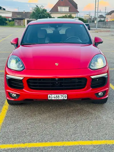 Porsche Cayenne 4.2 V8 TDI S — SUV premium diesel, 385 ch et traction intégrale — Seitenansicht