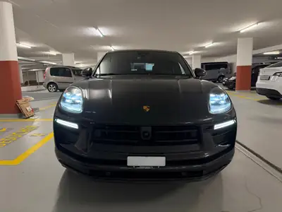 Porsche Macan 2022 — SUV sportif 265 ch, 25 000 km, traction intégrale — dashboard
